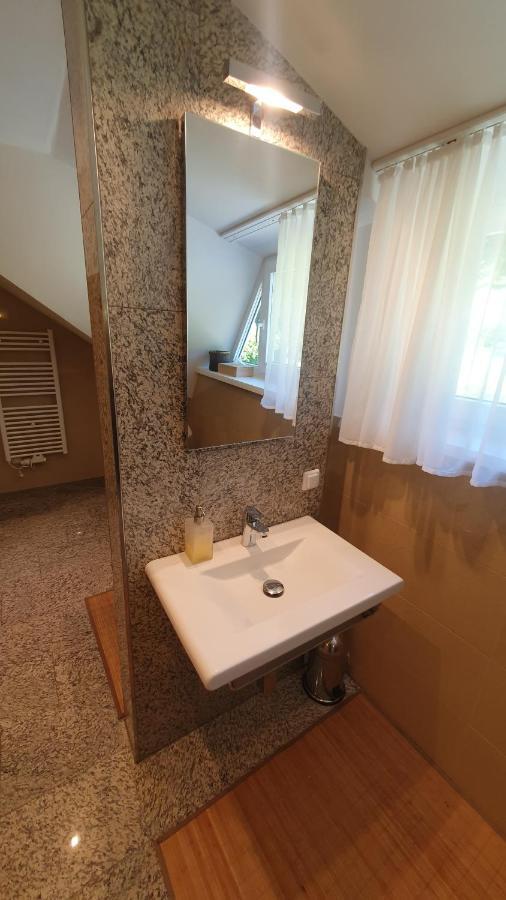 Lakeside Hills - Classic Room Krumpendorf Exterior foto