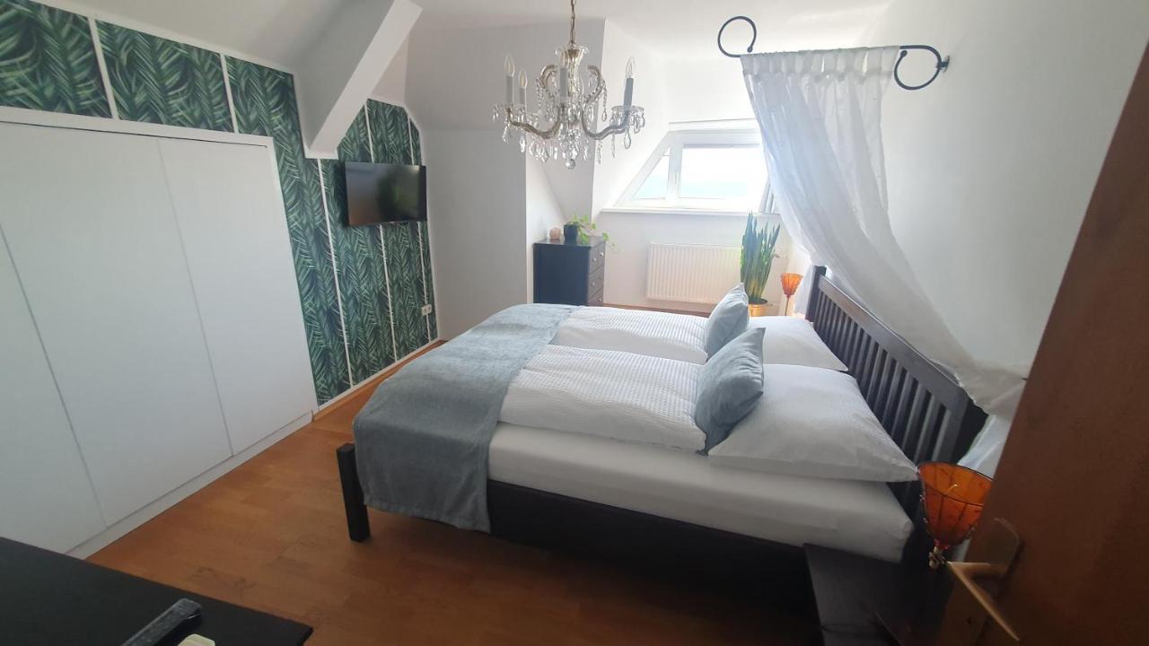 Lakeside Hills - Classic Room Krumpendorf Exterior foto